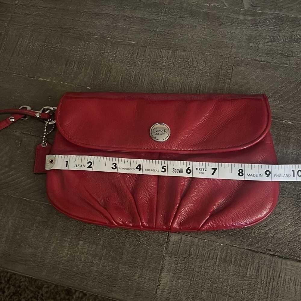 Coach wallet/wristlets - Picture 7 of 8